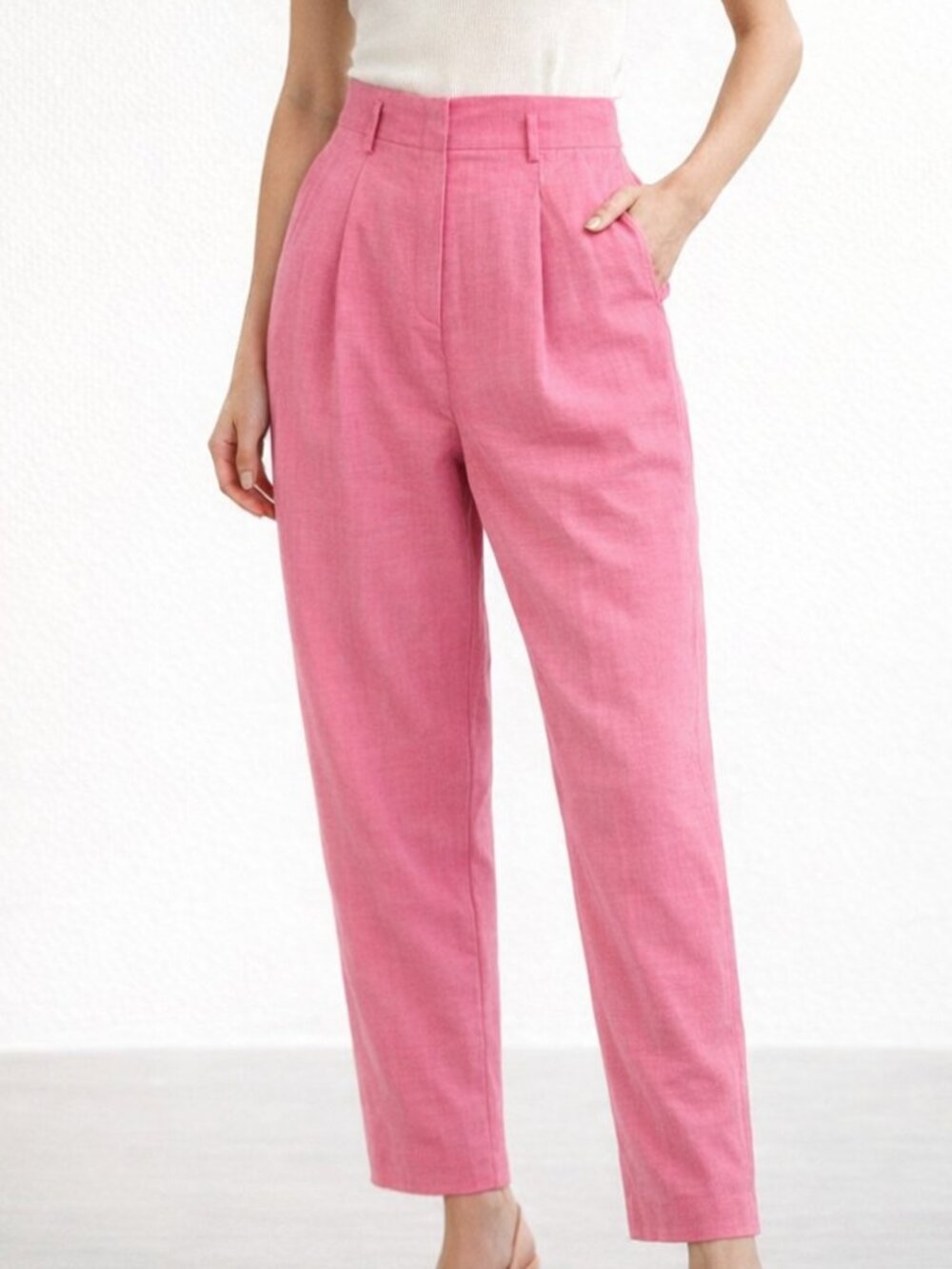 High Waist Pleated Tapered Leg Pink Trousers • Frnch Paris Linen • Small • NWT
